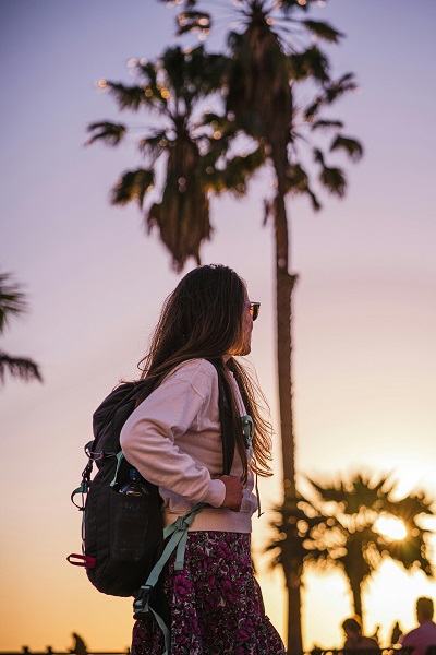 Kameralı Chat: Dijital Dünyada Yüz Yüze Etkileşim